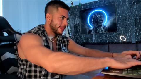 Camilo Watson online show from December 13, 10:13 pm