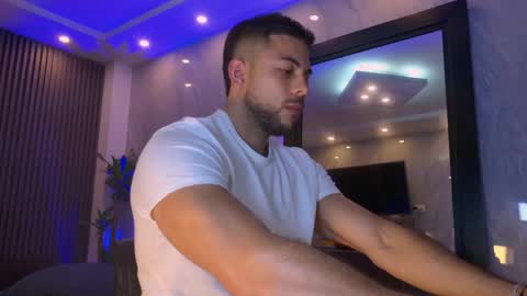 Camilo Watson online show from June 6, 1:54 am