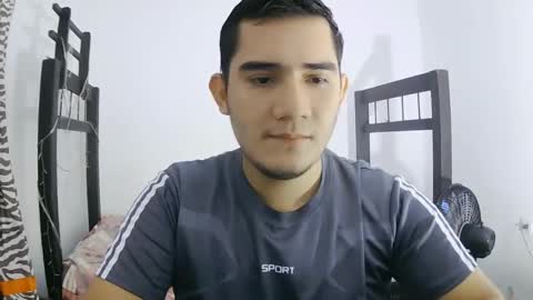 Snapshot of camilowhite_ chatting on October 6, 3:53 pm Camilowhite online show from October 6, 3:53 pm