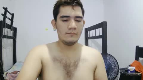 Snapshot of camilowhite_ chatting on October 7, 5:37 am Camilowhite online show from October 7, 5:37 am