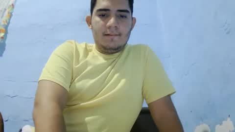 Snapshot of camilowhite_ chatting on November 7, 5:02 pm Camilowhite online show from November 7, 5:02 pm