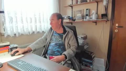 Cammee online show from February 6, 9:11 am