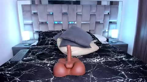 Camila online show from February 22, 7:58 pm