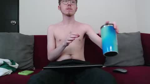 Snapshot of cammykev chatting on October 27, 4:22 pm online show from October 27, 4:22 pm