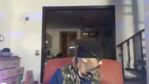 Snapshot of camomilla72 chatting on September 30, 9:58 am Cristian online show from September 30, 9:58 am
