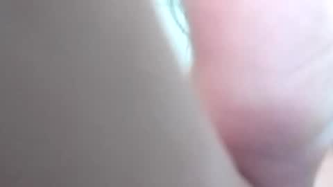 Snapshot of camren777 chatting on December 6, 12:34 am Camren online show from December 6, 12:34 am