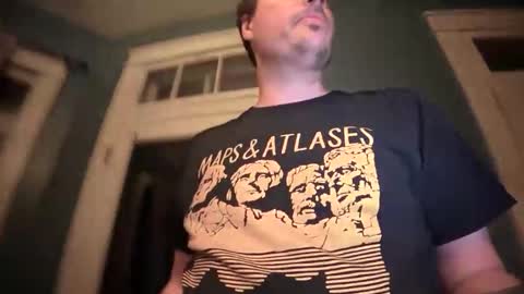 camunity online show from April 14, 7:47 am