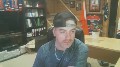 Snapshot of canadianboi6969 chatting on January 1, 10:00 am CanadianBacon6969 online show from January 1, 10:00 am