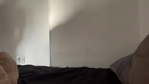 Snapshot of canadianboy204 chatting on October 2, 9:00 pm canadianboy204 online show from October 2, 9:00 pm