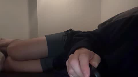 Snapshot of canadianboy204 chatting on October 19, 4:13 am canadianboy204 online show from October 19, 4:13 am