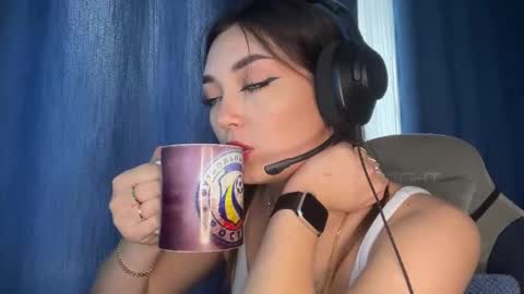 Kate online show from December 17, 9:59 am