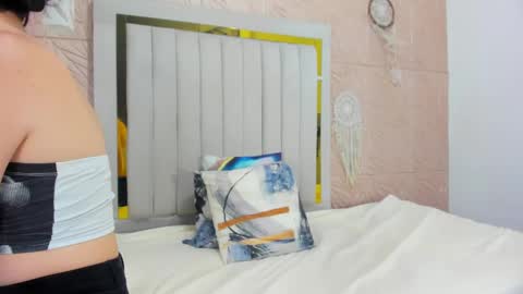 Snapshot of candise_oconnor chatting on October 3, 9:45 pm candise online show from October 3, 9:45 pm