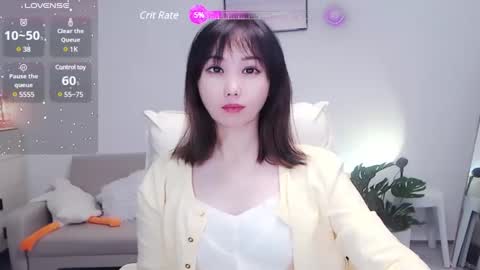 Snapshot of candy8998 chatting on December 9, 12:40 pm candy8998 online show from December 9, 12:40 pm