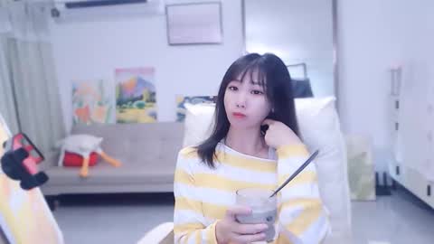 Snapshot of candy8998 chatting on December 13, 9:42 pm candy8998 online show from December 13, 9:42 pm