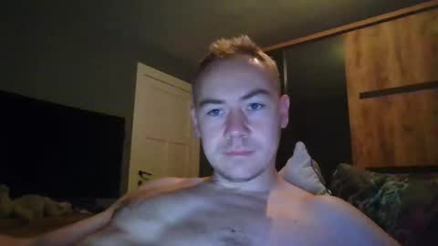 candy_boy_xoxo online show from November 10, 9:08 am