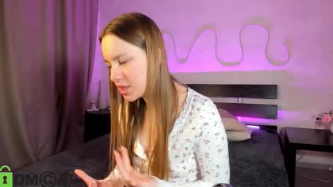 Candy online show from November 8, 1:17 am