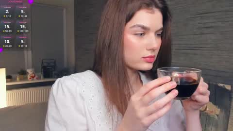 Flora online show from February 25, 7:03 pm