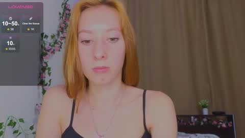 Snapshot of candy_flosse chatting on September 21, 9:22 am candy_flosse online show from September 21, 9:22 am