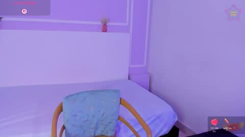 candy_lux301 online show from January 9, 3:42 am