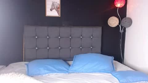 Snapshot of candy_lux_ chatting on September 9, 9:03 pm Candy online show from September 9, 9:03 pm