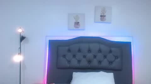 Snapshot of candy_lux_ chatting on October 18, 6:41 pm Candy online show from October 18, 6:41 pm