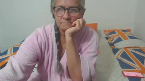Snapshot of candy_mature_ chatting on February 21, 1:55 am candy online show from February 21, 1:55 am