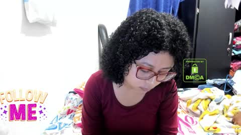 Snapshot of candy_val chatting on November 21, 4:55 am candy_val online show from November 21, 4:55 am