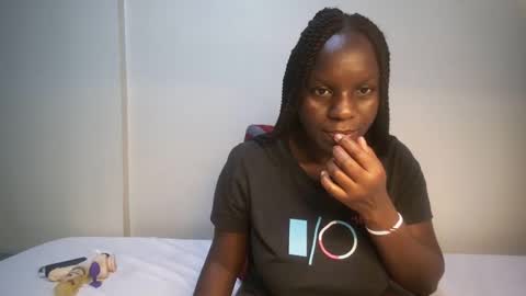 candycurly_ online show from March 6, 12:00 am