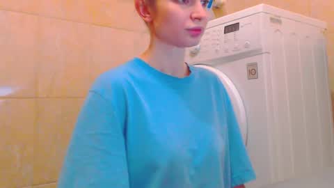 Snapshot of candyjesx chatting on January 15, 12:25 pm CANDYJESx online show from January 15, 12:25 pm