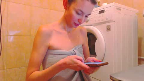 Snapshot of candyjesx chatting on January 22, 12:06 pm CANDYJESx online show from January 22, 12:06 pm