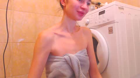 Snapshot of candyjesx chatting on January 30, 7:50 am CANDYJESx online show from January 30, 7:50 am