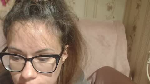 Snapshot of candylady136 chatting on November 19, 1:55 pm say meow and send tip online show from November 19, 1:55 pm