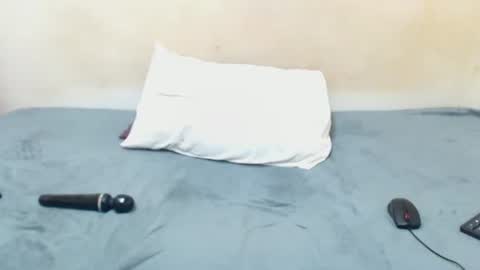 candymandyq online show from March 7, 4:57 am