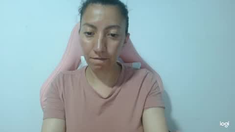 candymilfff online show from October 10, 4:33 am