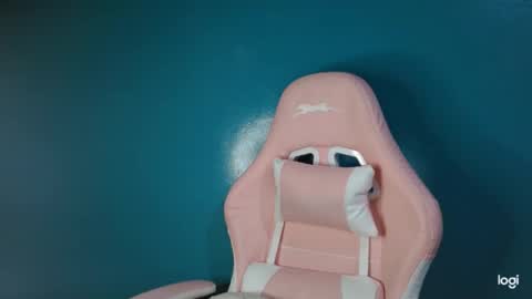 candymilfff online show from January 17, 2:16 am