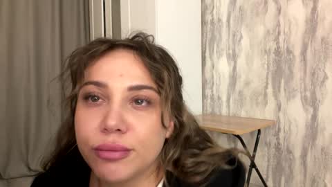 candymini online show from November 11, 2:17 pm