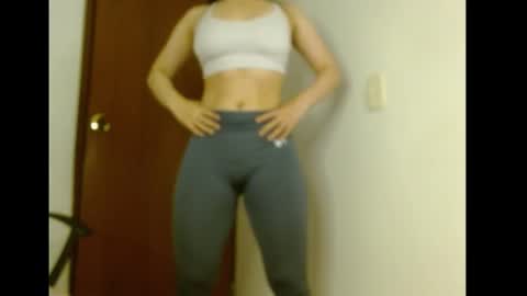 Snapshot of candysex696 chatting on January 14, 3:11 am IsabellaSex online show from January 14, 3:11 am