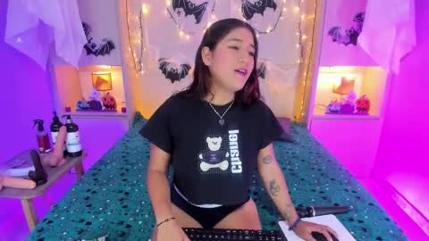Snapshot of candyymaria chatting on October 13, 7:47 pm Dulce Maria online show from October 13, 7:47 pm