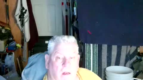 canoelicker69 online show from January 13, 7:08 pm