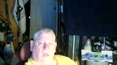 canoelicker69 online show from March 3, 10:32 am