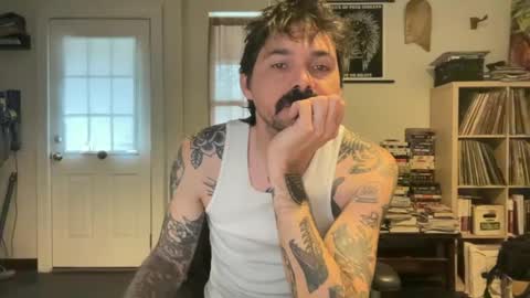 cantleavethehouse online show from December 26, 4:25 pm