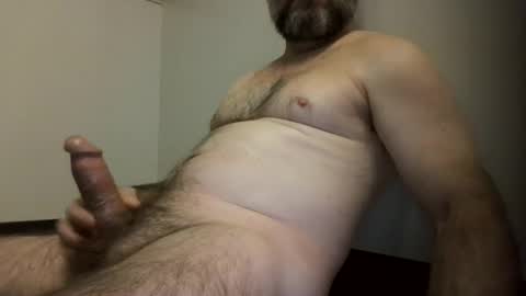Snapshot of canuhandleit40 chatting on December 17, 12:22 pm CanuHnadleit c2c bigdick online show from December 17, 12:22 pm