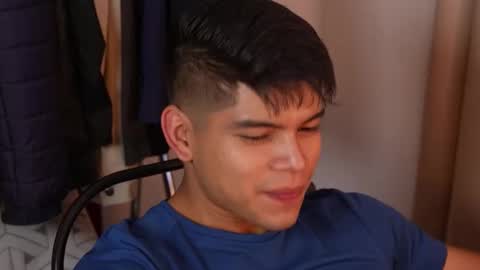 Snapshot of capizzi_ chatting on December 7, 11:12 pm David Capizzi online show from December 7, 11:12 pm