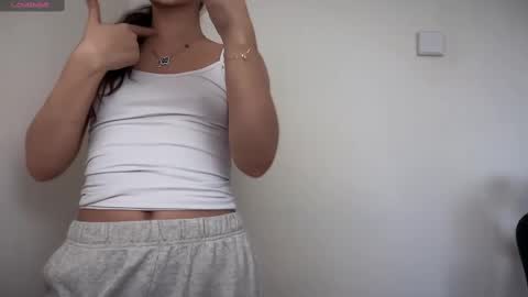 Emma online show from February 11, 9:09 am