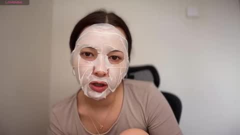 Emma online show from February 14, 10:49 am