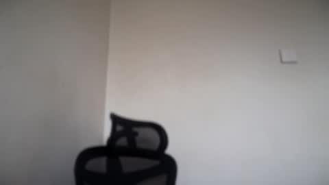 Emma online show from November 11, 8:25 am