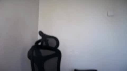 Snapshot of cappuccinokiss chatting on May 5, 7:05 am Emma online show from May 5, 7:05 am