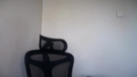 Snapshot of cappuccinokiss chatting on May 14, 7:48 am Emma online show from May 14, 7:48 am