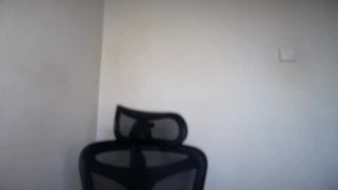 Snapshot of cappuccinokiss chatting on May 28, 3:26 am Emma online show from May 28, 3:26 am