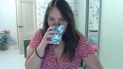 Snapshot of cappuchinno chatting on November 22, 7:13 pm cappuchinno online show from November 22, 7:13 pm